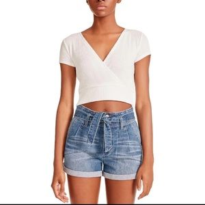 NWT MADDEN GIRL JUNIORS SIZE L CUTOUT KNIT CROPPED WHITE SHORT SLEEVES